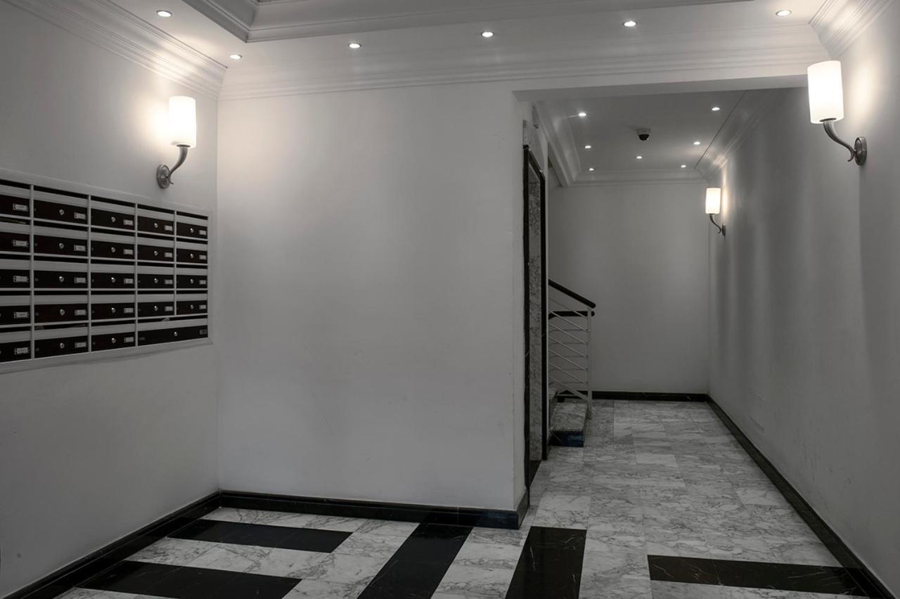 Penthouse 40 In Trastevere With Seasonally Jacuzzi ローマ エクステリア 写真
