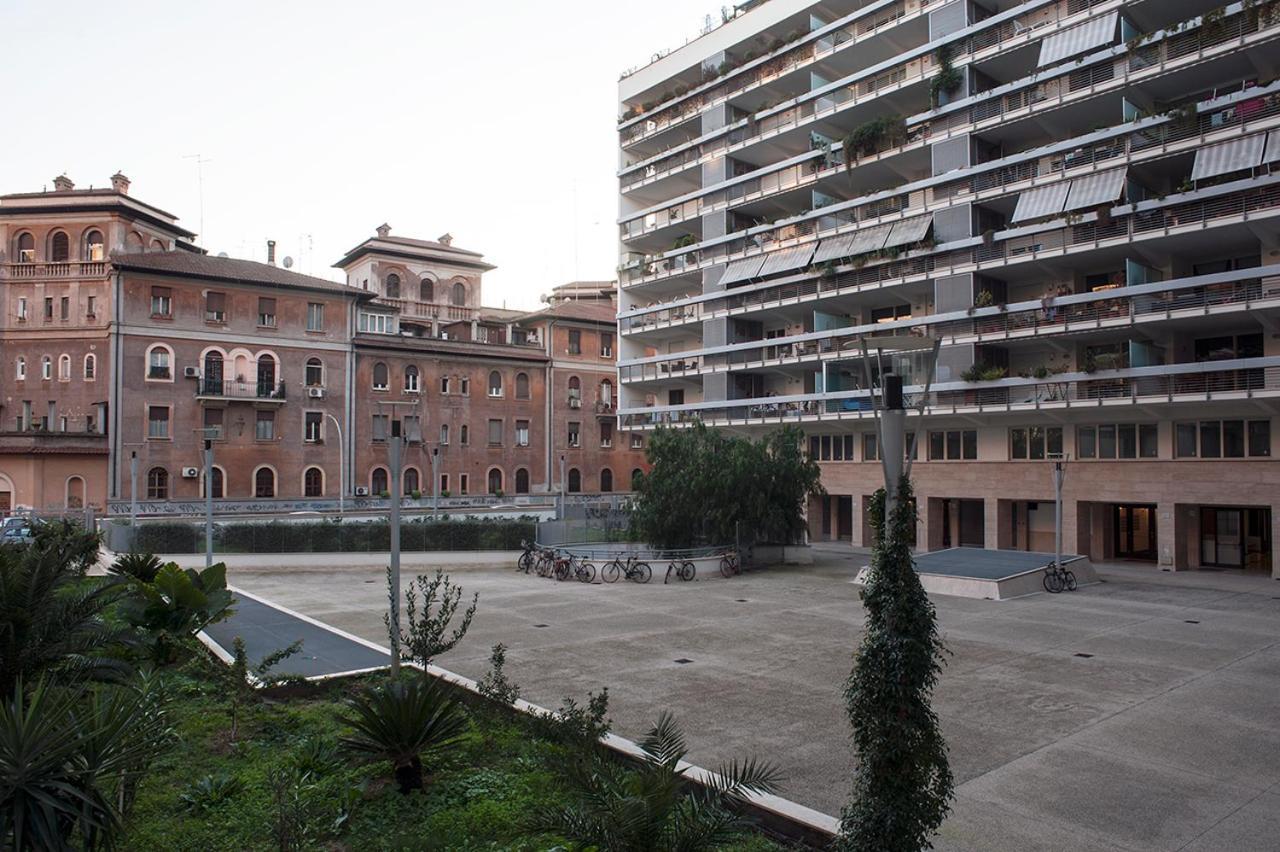 Penthouse 40 In Trastevere With Seasonally Jacuzzi ローマ エクステリア 写真